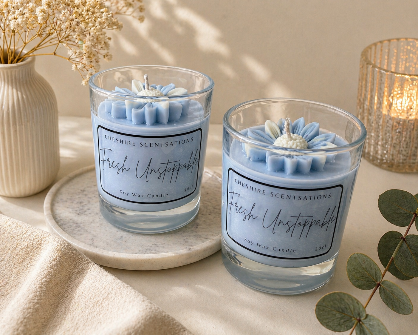 Fresh Unstoppable Soy Wax Candle Strong Laundry Scent 30cl