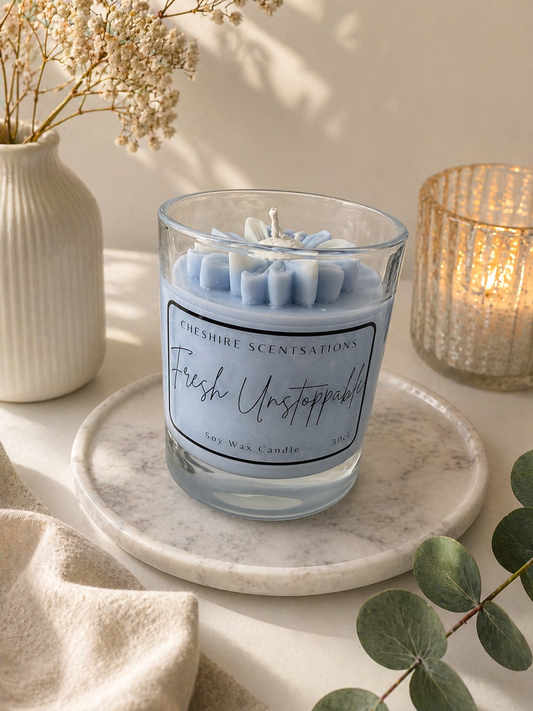 Fresh Unstoppable Soy Wax Candle Strong Laundry Scent 30cl
