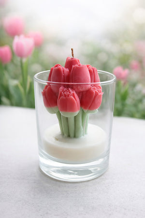 Velvet Rose & Oud - Tulip Style Candle